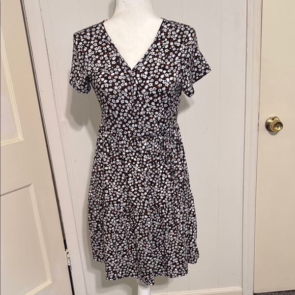 Black and White Fit and Flare Mini Dress - Picture 1 of 4